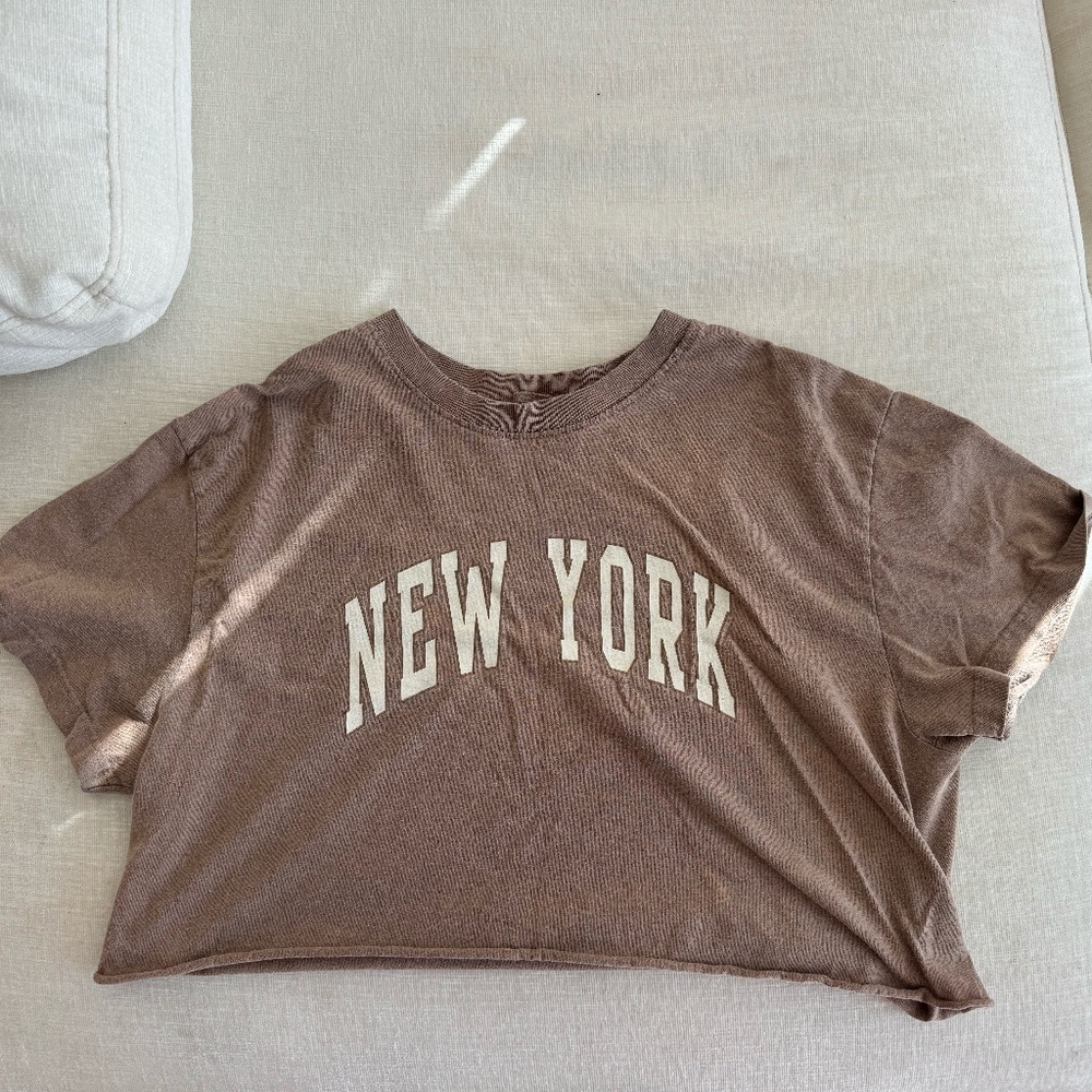 Brandy Melville: New York Brown Top